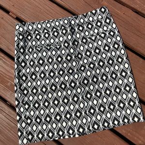 Dalia Collection Modern Fit black and white pencil skirt 6